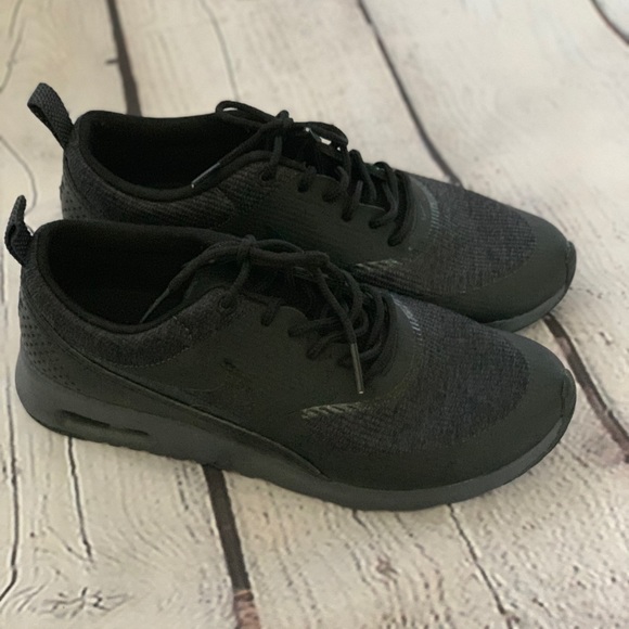 Airmax Thea - Picture 3 of 4